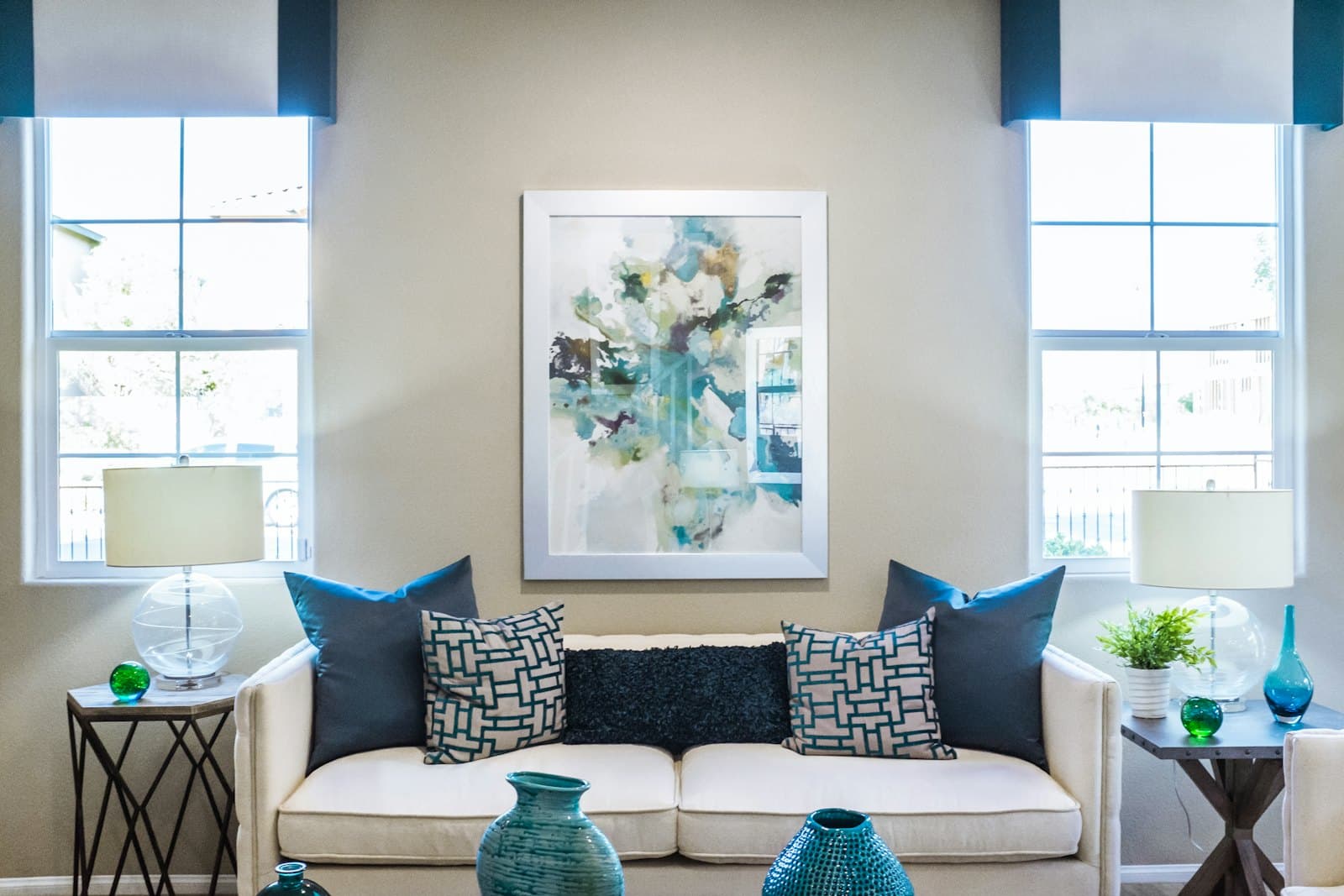 A calm, bright Florida living room